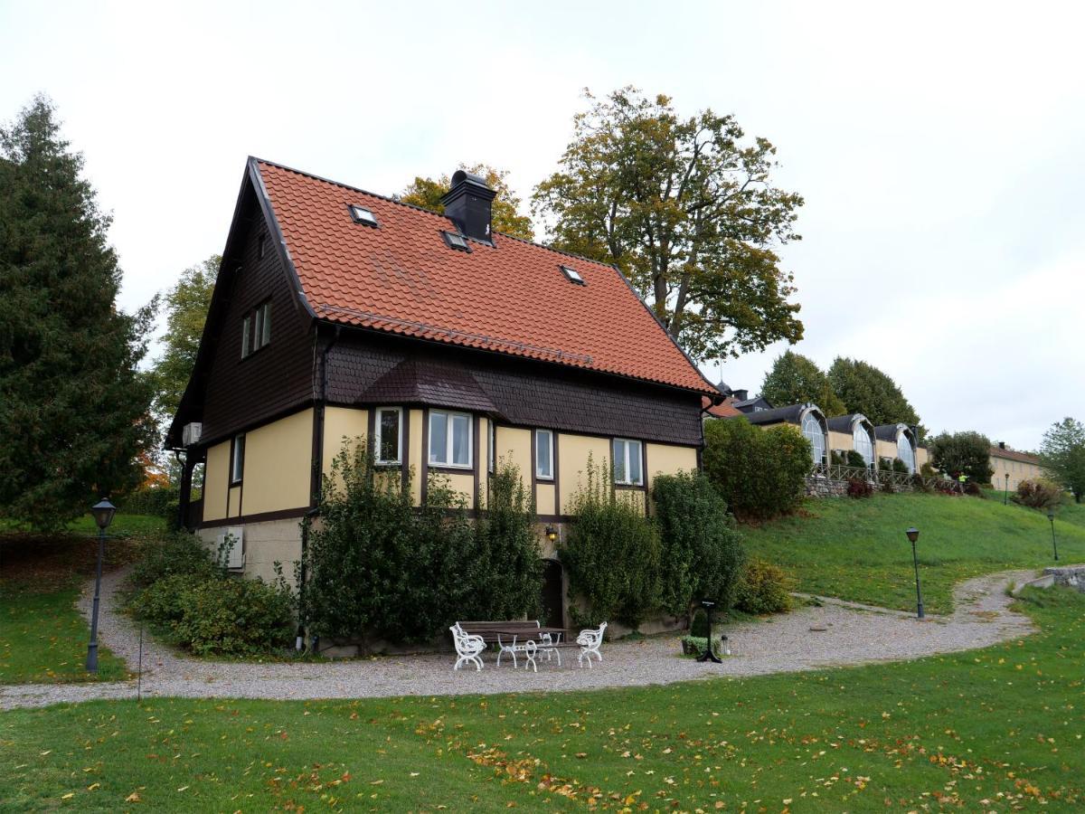 Sodertuna Slott Gnesta Exterior foto