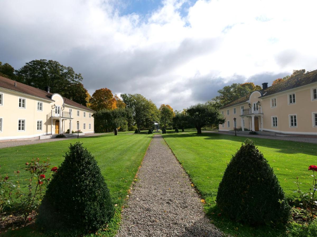 Sodertuna Slott Gnesta Exterior foto