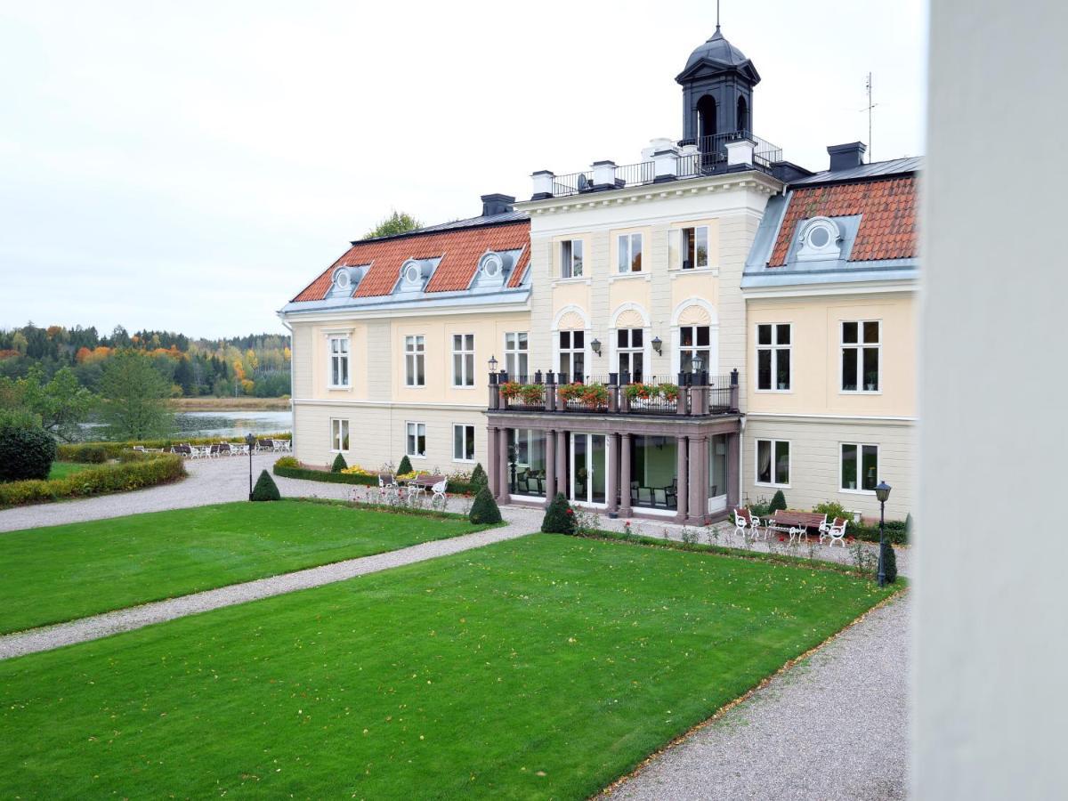 Sodertuna Slott Gnesta Exterior foto